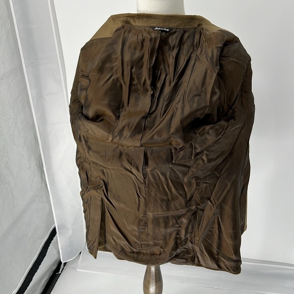 Men's Double-Breasted Brown Blazer - Picture 13 of 13